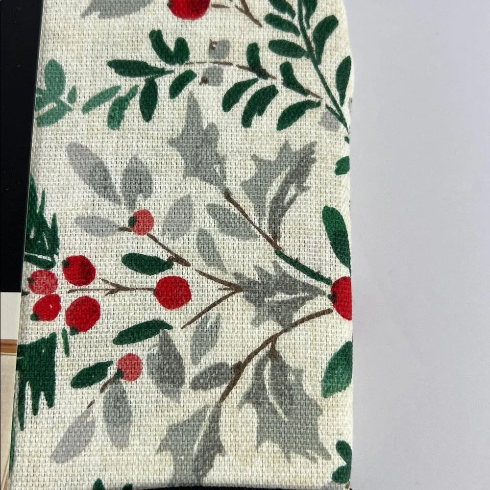 Ralph Lauren Tablecloth Holiday Berry Red Green Ivory Christmas Floral 60x84 NEW